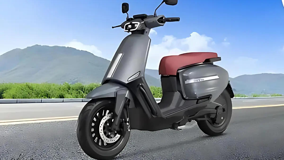 Italian EV Pioneer Velocifero Arrives in India with Electric Scooter